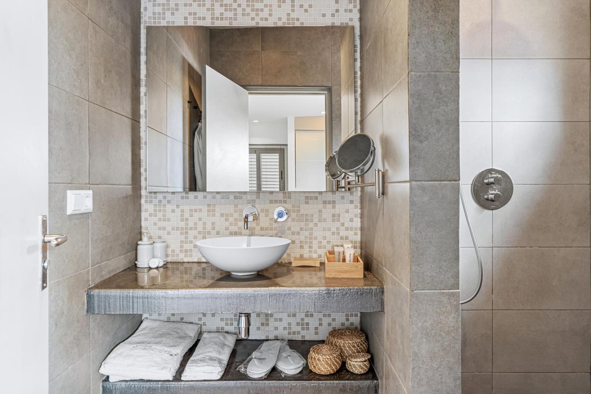 Boutique Hotel Bougainvillea คราเลนไดค์ ภายนอก รูปภาพ